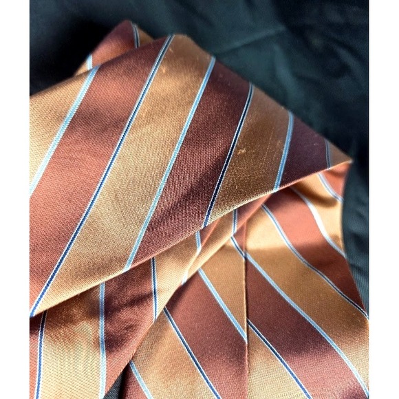 Nautica‎ 100% Silk Men's Tie Orange Striped Classic Length - Picture 4 of 5